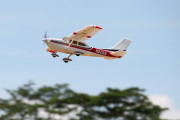 FMS Cessna 182 Trainer RC Plane 1100mm RTF